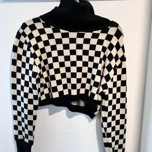 12th tribe cropped checkered sweater size small